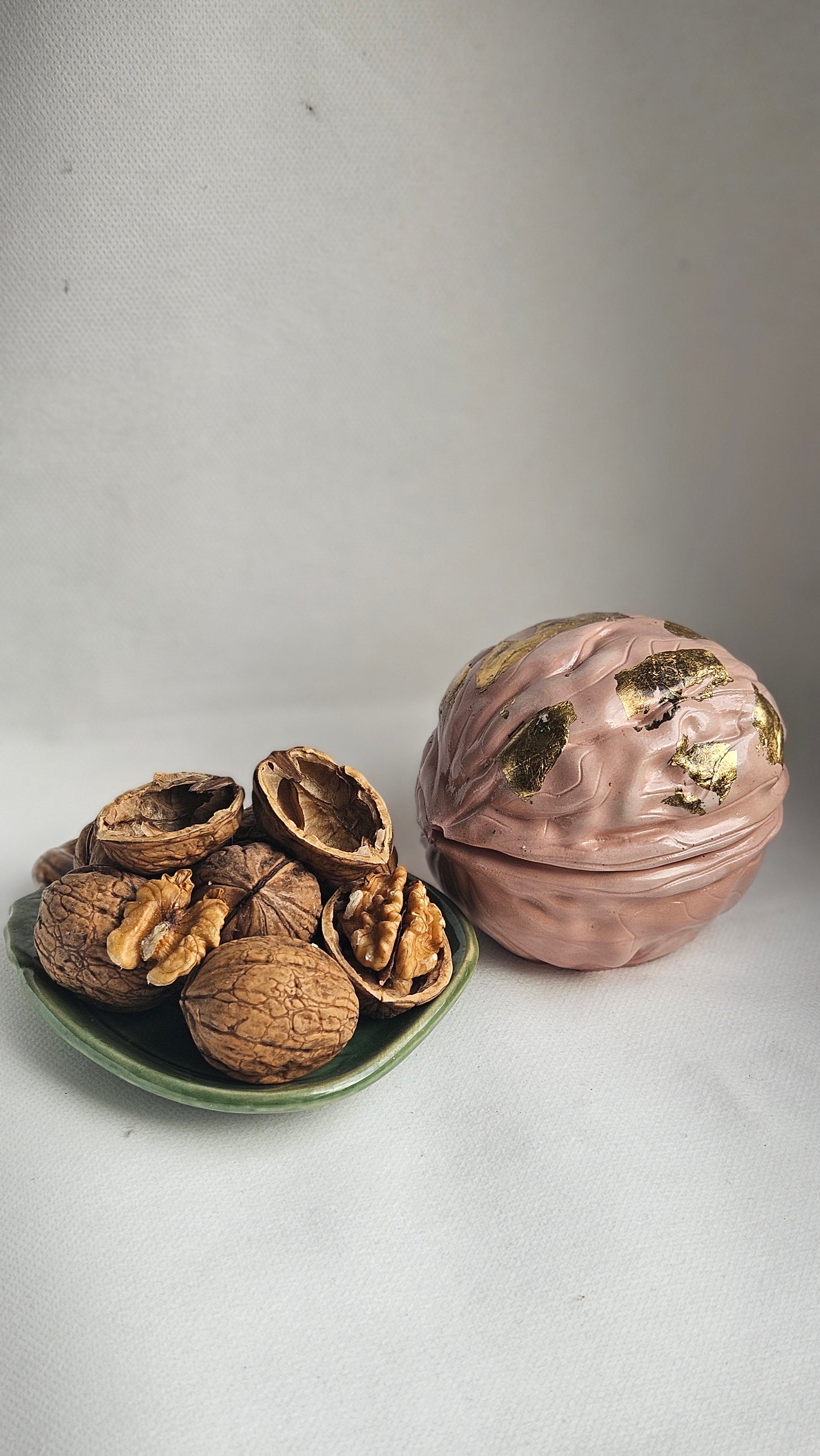 Aromātiskā svece "Rieksta noslēpums"