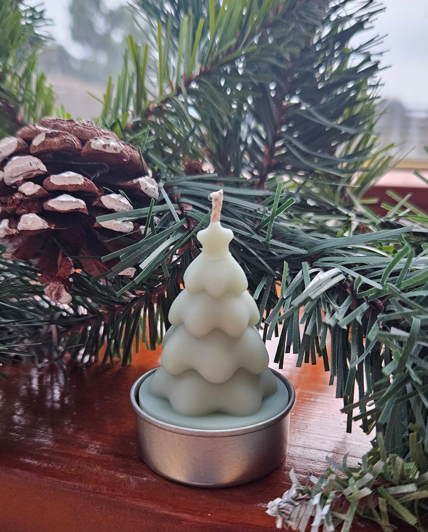 Mini svece "Eglīte"